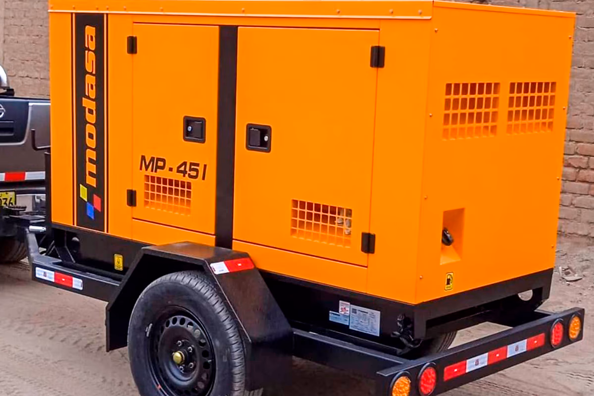 Remolque con llantas fijas